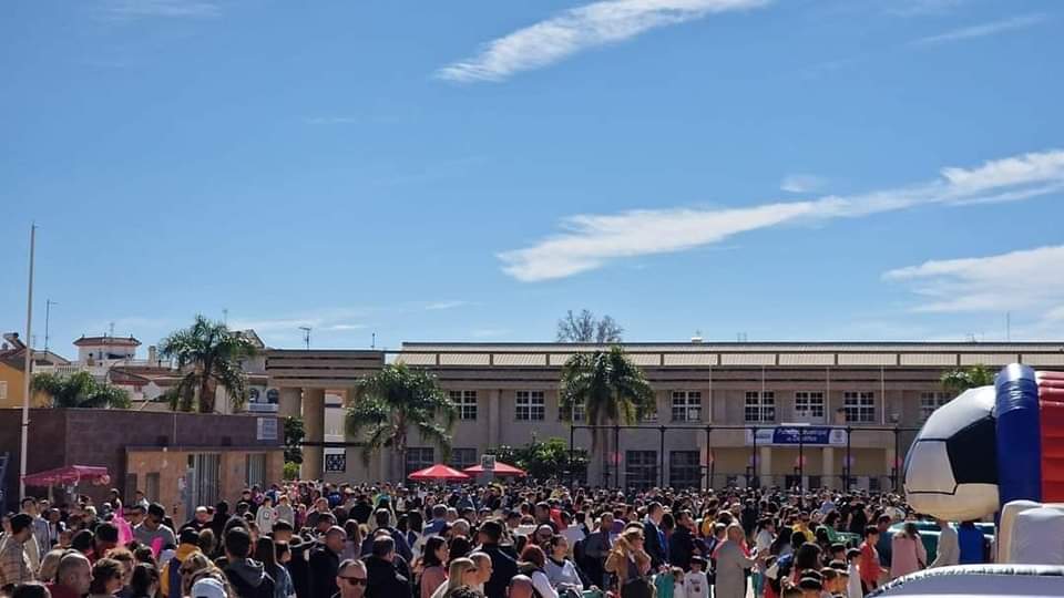 aytomotril's tweet photo. ⚽🥋 #Motril celebra el Día del Deporte con un éxito rotundo de participación. https://t.co/x9wpOKJwYB