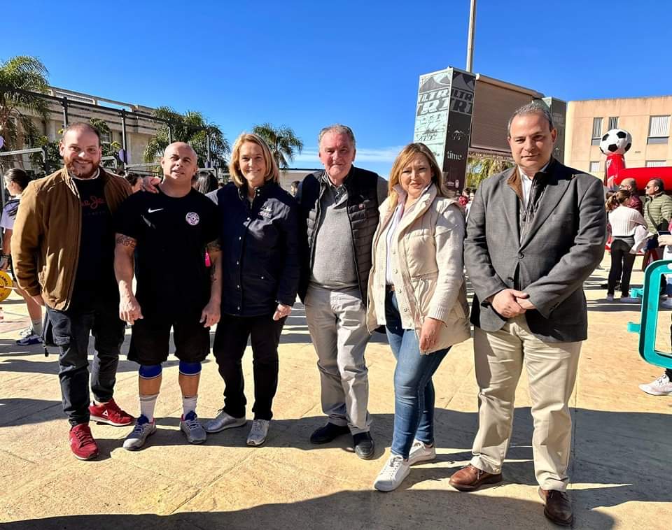 aytomotril's tweet photo. ⚽🥋 #Motril celebra el Día del Deporte con un éxito rotundo de participación. https://t.co/x9wpOKJwYB