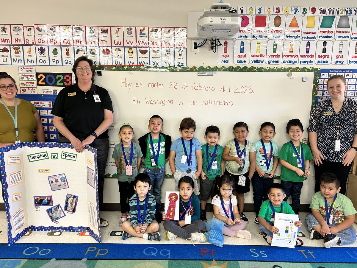 BLECC_BlueJays's tweet photo. Congrats to our BLECC STEM Fair winners. All students received a medal.
🥇 L. Rodriguez 
🥈 Alvarez
🥉 Wood
Thank you @playcirvin and @ChannelviewISD for recognizing our winning classes! https://t.co/oPxBIgbtJF