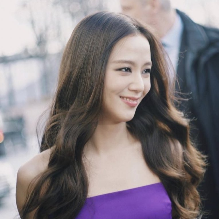 sevlcat's tweet photo. Tan linda, la amo 🫶🏻

JISOO THE FACE OF DIOR
#JISOOxDiorAW23 https://t.co/AD2evmFqEv