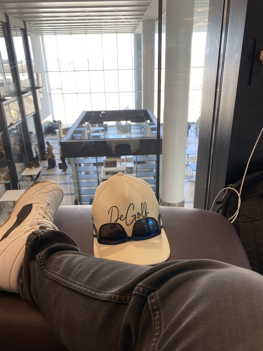 ACelia32's tweet photo. Hey @y00tsNFT @DeGolfers @DeGodsNFT! Who loves to travel?
#Travel #seetheworld #degen #DeGods #y00ts #degolf https://t.co/crFbi7AnfR