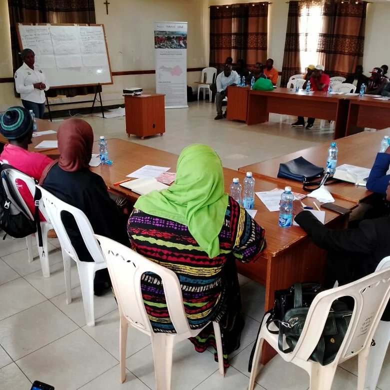 LetsDoItKenya's tweet photo. "Waste isn't waste till we waste it". We were privileged to be part of #WasteManagementProject leaders forum hosted by @Ustadi @chirldfundKenya and listen to great input from @ResearchMeastro @Environment_Ke
#EnvironmentConservation #wastefreeworld #LetsDoItKenya https://t.co/hZwLA7FIYb