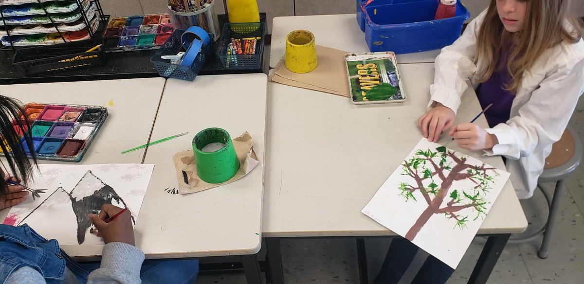 Fan brushes were a great investment! I enjoy seeing how painters use them. <a href="/hhehornets/">Hawthorn Hill Elementary</a> <a href="/KMteach5/">Kim Mooney</a> #teachingforartisticbehavior #LSR7K5art