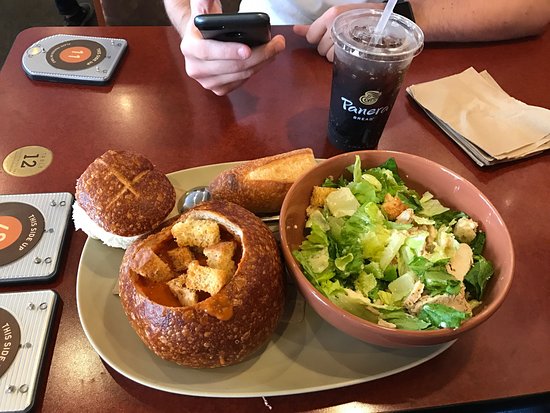 1_Sprinklr_test's tweet photo. What a great day for a salad. 🥗 https://t.co/lqFm4m93bI