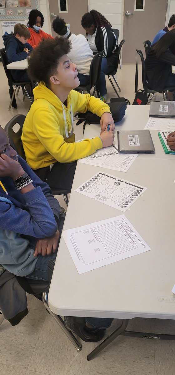 Stephanie Couey tweet media