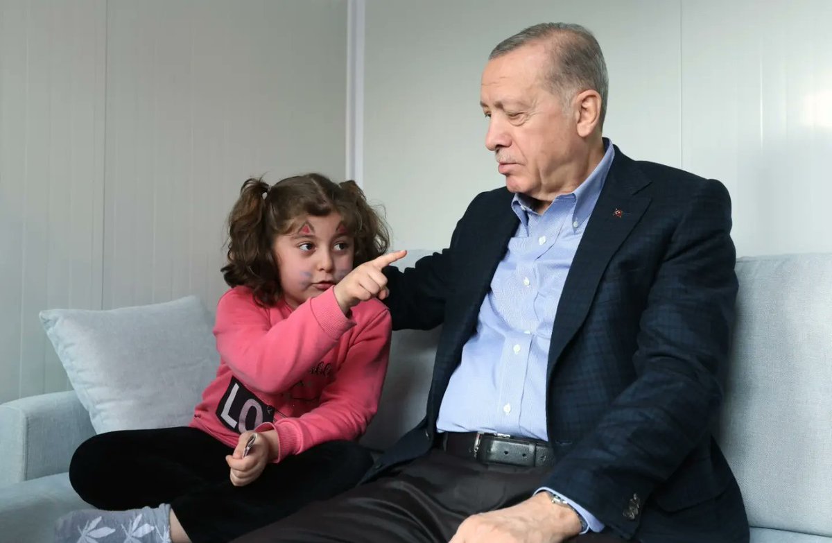 Beraberiz Güçlüyüz 
Birlikte Türkiye'yiz… 🇹🇷

Yaşadığımız büyük felaketin yaralarını sarıyoruz. Her geçen gün daha iyi olacağız.

<a href="/Akparti/">AK Parti</a> <a href="/RTErdogan/">Recep Tayyip Erdoğan</a>