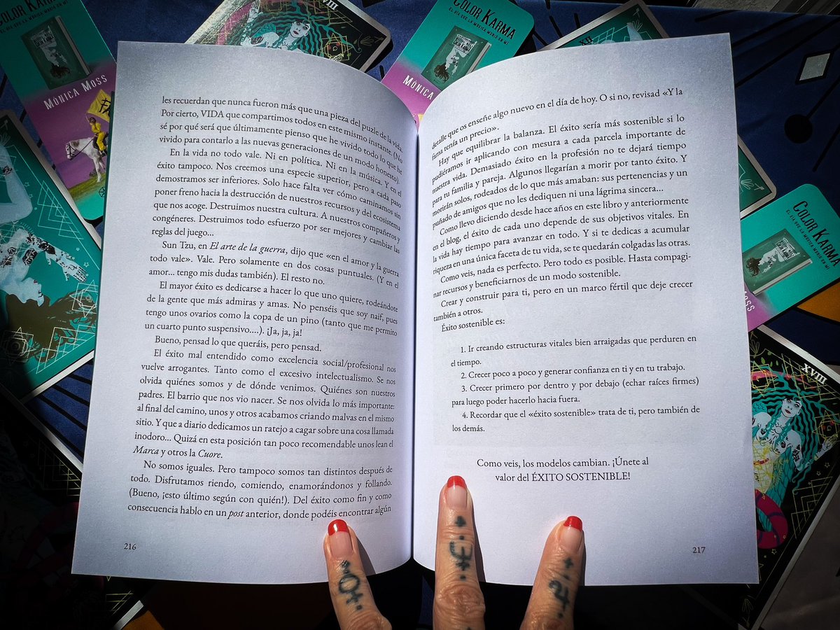 MONICAMOSSMUSIC's tweet photo. (…) 'Me alegré de no haberlo conseguido. 🌗♊️🔮💜
Porque por encima de todo eso estaba la dignidad musical, el #ÉXITOSOSTENIBLE y el haberme convertido en una artista consciente poniendo…'
Recibe ya 💕📚👉🏻 #COLORKARMA https://t.co/mXRSIOb37c
#Música #IndustriaMusical https://t.co/6bNfEFLGer