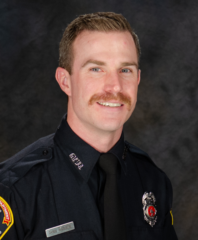 GreeleyFire's tweet photo. Each year, VFW Post 2121 recognizes area first responders during their annual Americanism Awards Program.  One award is the annual Firefighter in Blue Award.  @GreeleyFire is pleased to announce that Lt. Ryan Hansen is the deserving recipient of this year’s FF in Blue award. https://t.co/zVQf6tBcKW