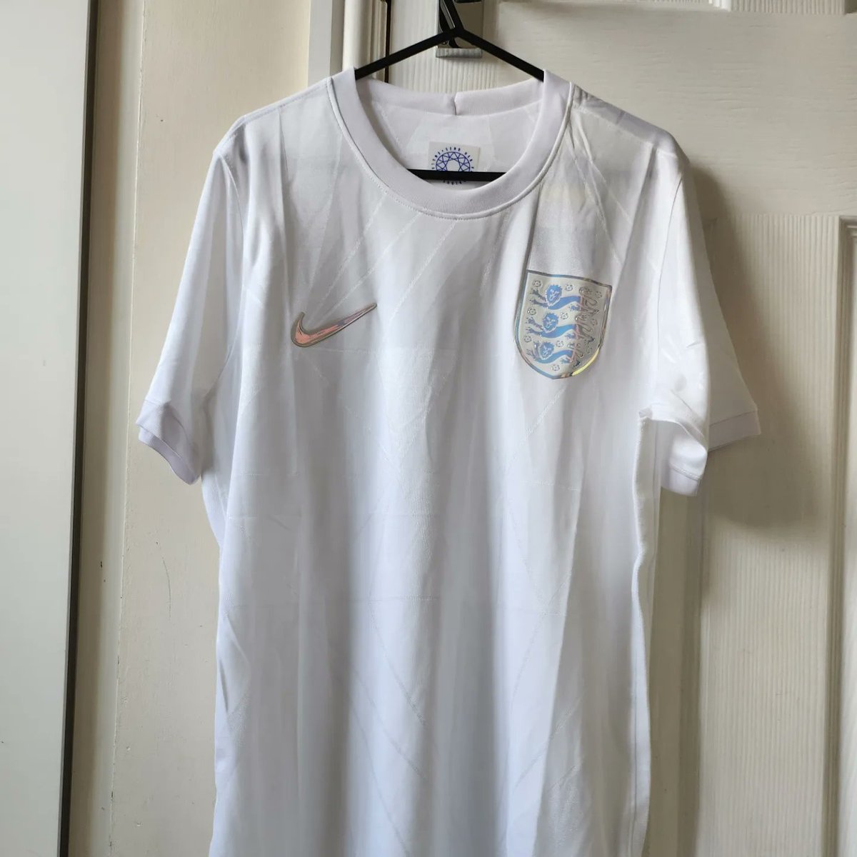 DW Shirts tweet media