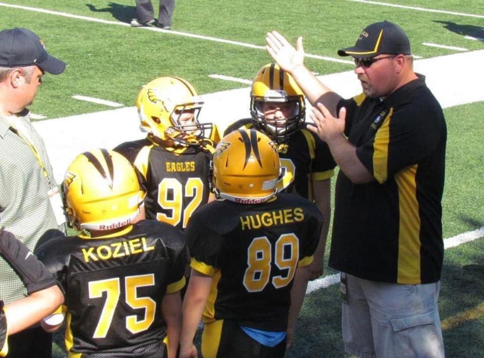 LithJrEagles's tweet photo. It is with a heavy heart that we share the news of the passing of Bob Koziel.  Bob passed away peacefully on February 26th after battling an illness for some time. 
Please keep their sons, Kyle and Blake, and the Koziel family in your prayers and thoughts during this tragic time. https://t.co/A3Gz4pLqRy