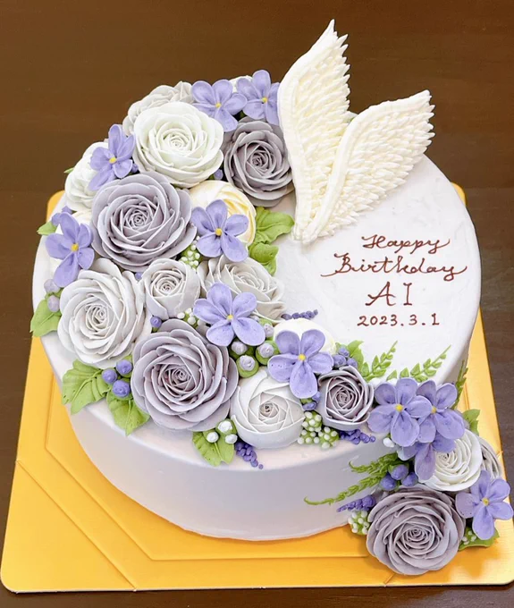 藍ちゃんの誕生日ケーキはkinpika様( )にオーダーして作って頂きました私の汚いイメージイラストをこんなに綺麗に再現して下さった…。お花は藍ちゃんのプロミスフラワーのスミレを作って貰いました素敵すぎる藍ちゃんお誕生日おめでとう…!!#utapri_ai_BD2023 