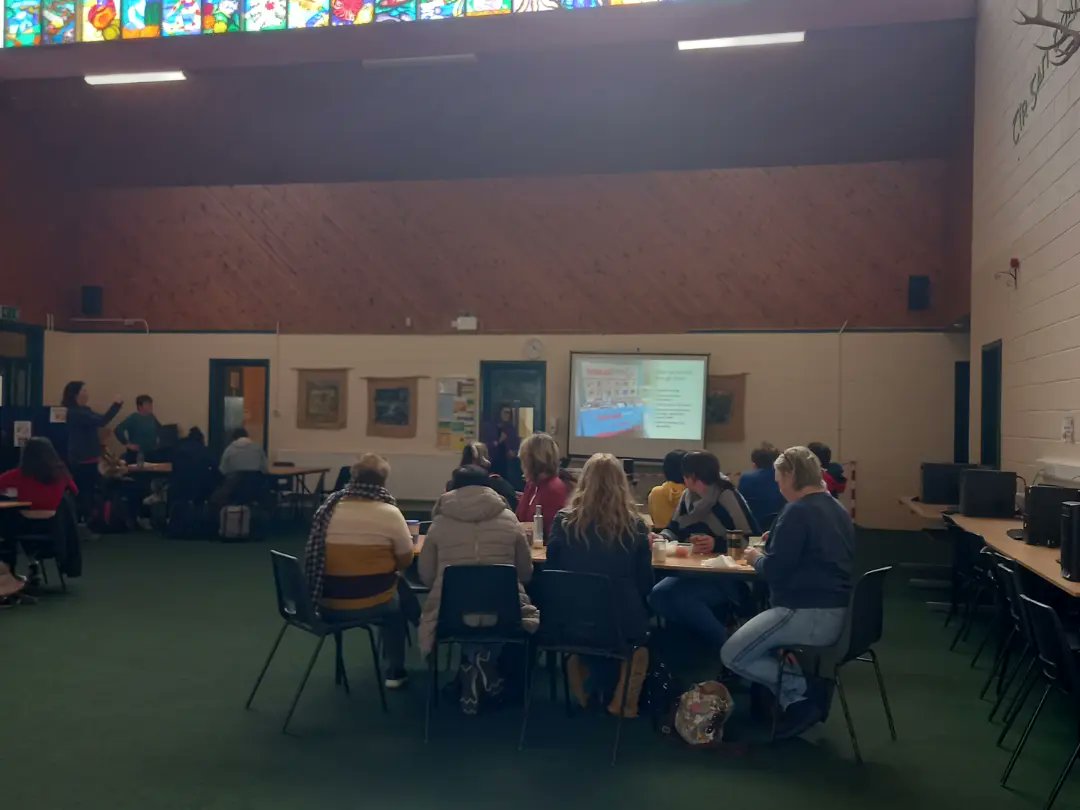 DASHMobileUnit's tweet image. We had a great day in Skibbereen today for West Cork Campus Wellbeing Week. I was delighted to have the opportunity to speak about the work we do through DASH. I was also delighted to be joined by Caoimhe from Coolmine to answer questions about drug and alcohol services.