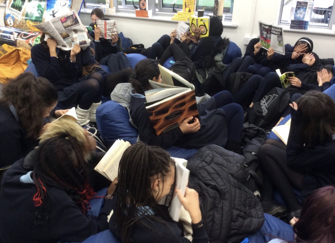 QBridgeLibrary's tweet photo. Shy readers are still readers #qbreads #readingmotivation #schoollibrary #everyonereading #shy https://t.co/kpHdFDfjMl