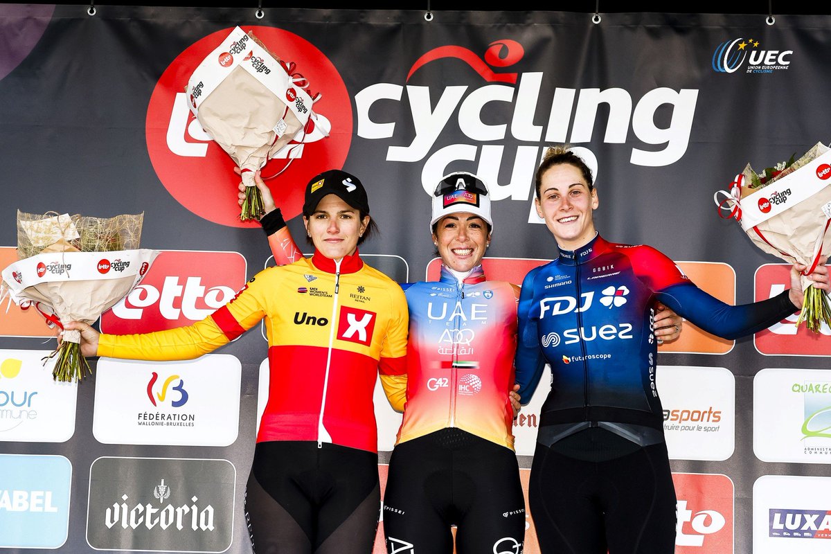 🏆 Le Samyn des Dames 🏆

It's an all-Italian 🇮🇹 podium at <a href="/GPSamyn/">LeSamyn</a> today:

🥇 <a href="/martabasti/">Marta Bastianelli</a> of <a href="/UAETeamADQ/">UAETeam_ADQ</a> 
🥈 <a href="/confa_mg/">Maria Giulia Confalonieri</a> of <a href="/UnoXteam/">Uno-X Mobility Cycling</a> 
🥉 <a href="/VittoriaGuazzi1/">Vittoria Guazzini</a> of <a href="/FDJ_SUEZ/">FDJ - SUEZ</a> 

📸: UEC
#LeSamynDesDames #GPSamyn #LeSamynDesDames