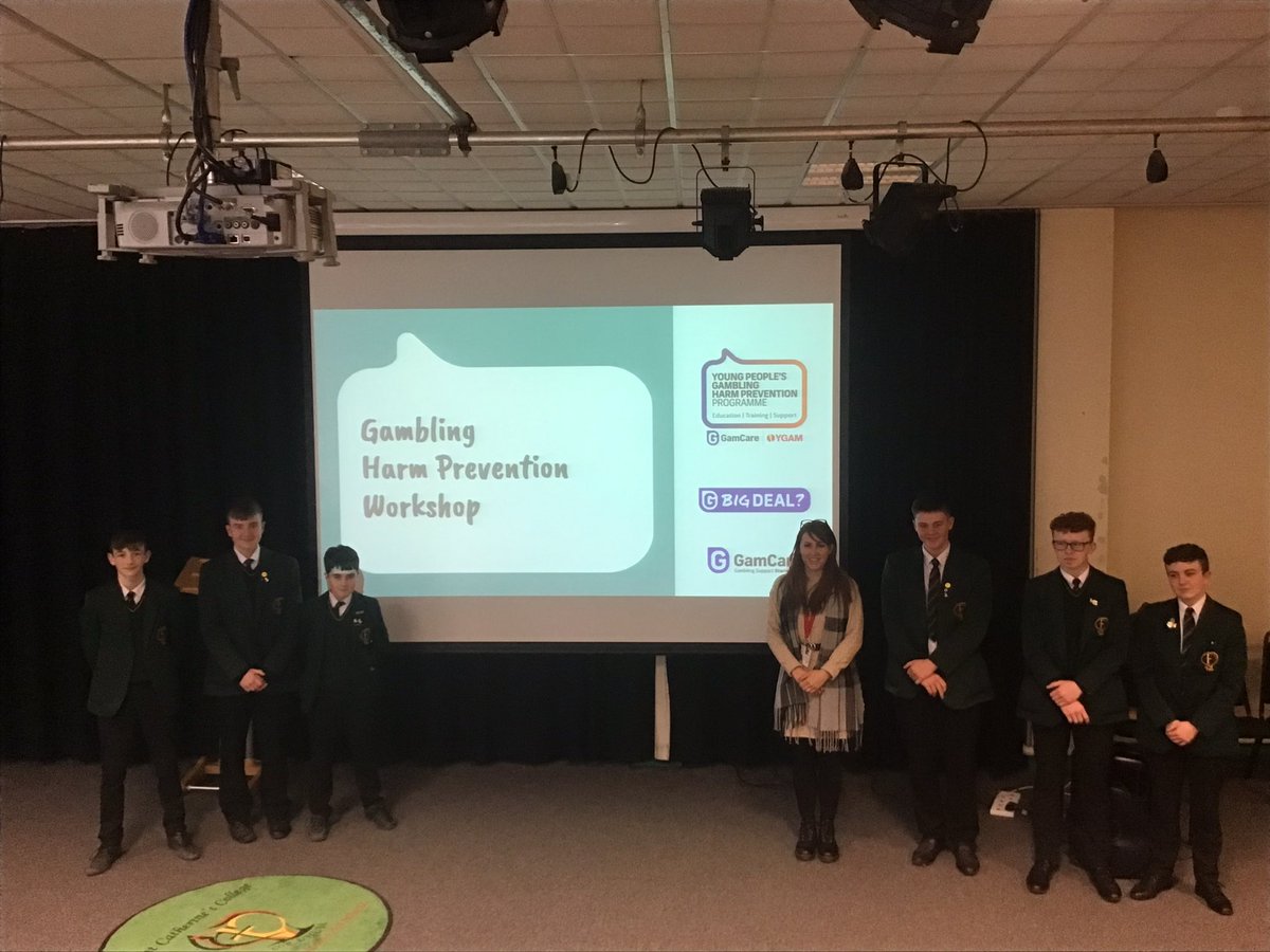 stcatherines247's tweet photo. Amanda from GamCare led a most engaging workshop for some of our pupils on the harmful effects of gambling and online gaming. Many thanks Amanda. #RSE #Preventative Curriculum #GamCare https://t.co/x1K414srzA