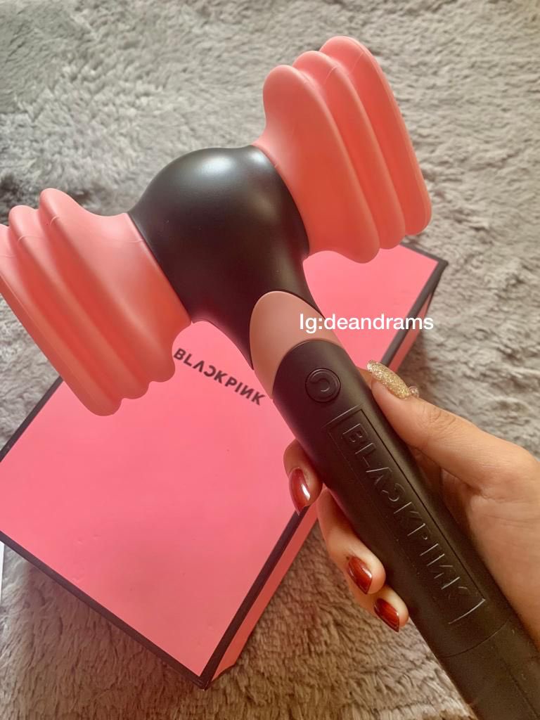 deyeontae's tweet photo. Want to sell wts Lightstick Blackpink Ver 2 700k
Ls masih new yaa, dibuka cuma buat unboxing aja, kondisi ls aman ga rusak/cacat
Dom semarang jateng
#wts #wtb #lightstick #BlackPink #BORNPINKJakarta https://t.co/SKpQg8oYn8