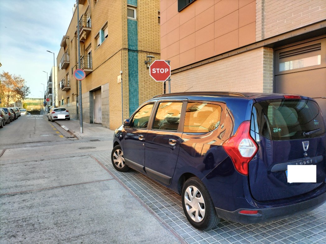 AfectadosSerraCameroSBD (@afecserracamero) on Twitter photo Como todavía no pagan #vado y a la <a href="/PoliciaSabadell/">Policia Sabadell</a> , <a href="/Aj_Sabadell/">Ajuntament Sabadell</a> y <a href="/socmartafarres/">Marta Farrés/❤️</a> les da igual, aprovecho y aparco. ¡Porque yo lo valgo! #cotxesVoreresSabadell #incivismo #normas #pasividad #permisividad Como todavía no pagan #vado y a la <a href="/PoliciaSabadell/">Policia Sabadell</a> , <a href="/Aj_Sabadell/">Ajuntament Sabadell</a> y <a href="/socmartafarres/">Marta Farrés/❤️</a> les da igual, aprovecho y aparco. ¡Porque yo lo valgo! #cotxesVoreresSabadell #incivismo #normas #pasividad #permisividad