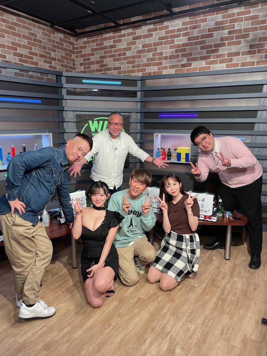惜しかった🥲後少しだった😭悔しい
いつも定期的に呼んでくださりありがとうございます！そして、、FUJIWARAのお二人が居る時いつもめちゃくちゃ爆笑しちゃうんですが、今日は超絶リスペクトしている藤本さんの優しさに爆泣もしてしまいました😭勉強になるし気が引き締まるし最高でした。 https://t.co/7chwodZ3nm