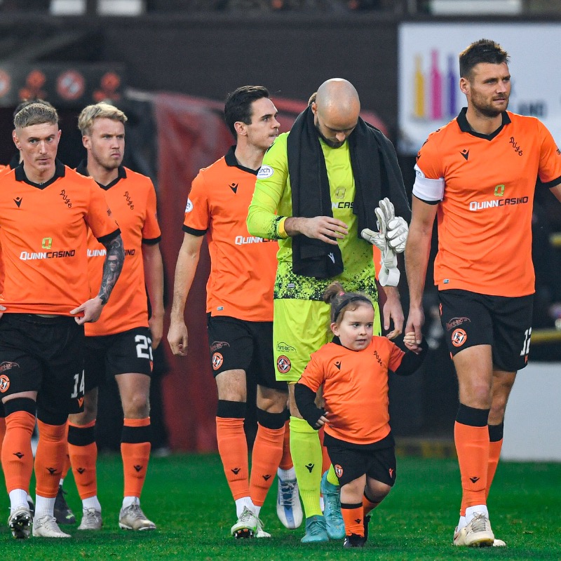 dundeeunitedfc's tweet photo. 🏟 𝐒𝐚𝐭𝐮𝐫𝐝𝐚𝐲 𝐧𝐢𝐠𝐡𝐭 𝐥𝐢𝐯𝐞 𝐫𝐞𝐭𝐮𝐫𝐧𝐬 𝐭𝐨 𝐃𝐃𝟑

Join us at Tannadice this weekend as we host @AberdeenFC under the lights 💡

#cinchPrem | #DUFC