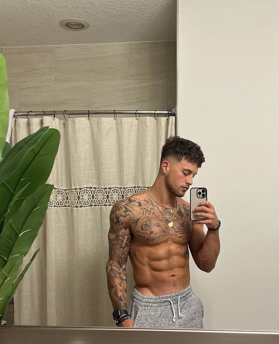 JoshtheG69's tweet image. 💪🏽 Josh 💪🏽

Work hard. Party harder 
Fitness. Onlyfans. Athlete
Will steal your girl 

Not new to rp. Detailed/literate. DM’s open. Down for it all. Like and RT