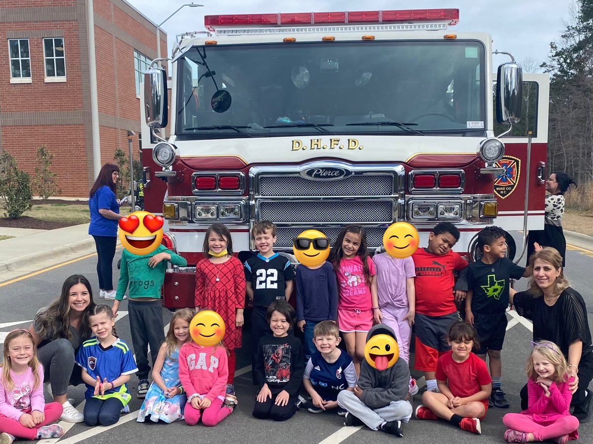 Mrs. Olivia Fishbook tweet media