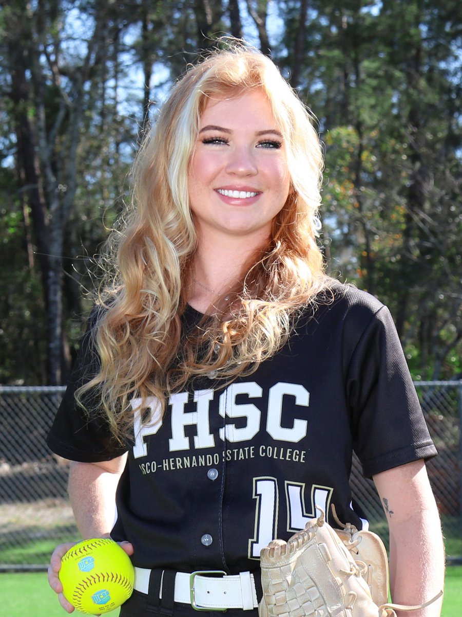 AthleticsPHSC's tweet photo. Congratulations Taylor Tremmel on being named NJCAA Region 8 DII Softball Player of the Week.  Tremmel batted .733 going 11 for 15 with eight runs scored, one triple, four home runs and eight RBIs in four games. 🥎 @softball_phsc @NJCAASoftball @PHSCedu @TheFCSAA @BobBadeVP https://t.co/MKvcL2IsAR
