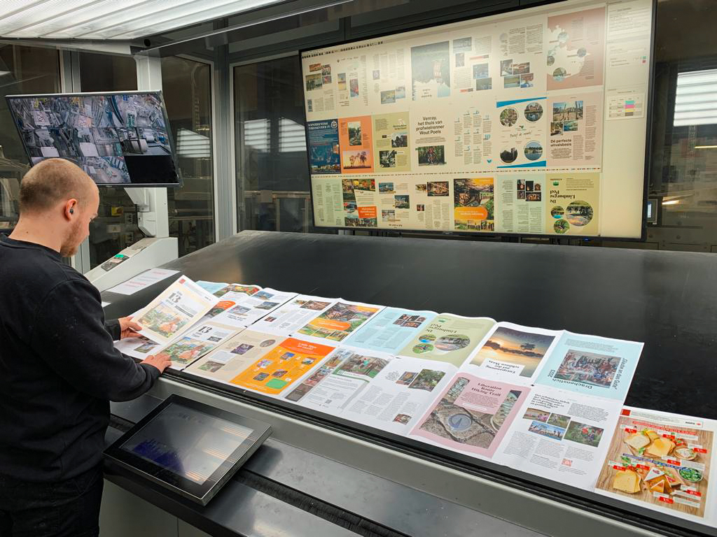 📣 𝗢𝗽 𝗱𝗶𝘁 𝗺𝗼𝗺𝗲𝗻𝘁 𝗿𝗼𝗹𝘁 𝗵𝗲𝘁 𝗟𝗶𝗺𝗯𝘂𝗿𝗴 𝗠𝗮𝗴𝗮𝘇𝗶𝗻𝗲 𝟮𝟬𝟮𝟯 𝘃𝗮𝗻 𝗱𝗲 𝗽𝗲𝗿𝘀𝗲𝗻 
Het magazine staat boordevol inspirerende verhalen, tips van locals en routes in het Hart van Limburg. 🤩