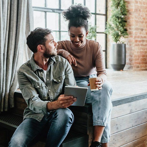 A jump in pending home sales in January indicates consumers are wading back into the market as rates settle in the 6% range. ow.ly/UTQz104wA73