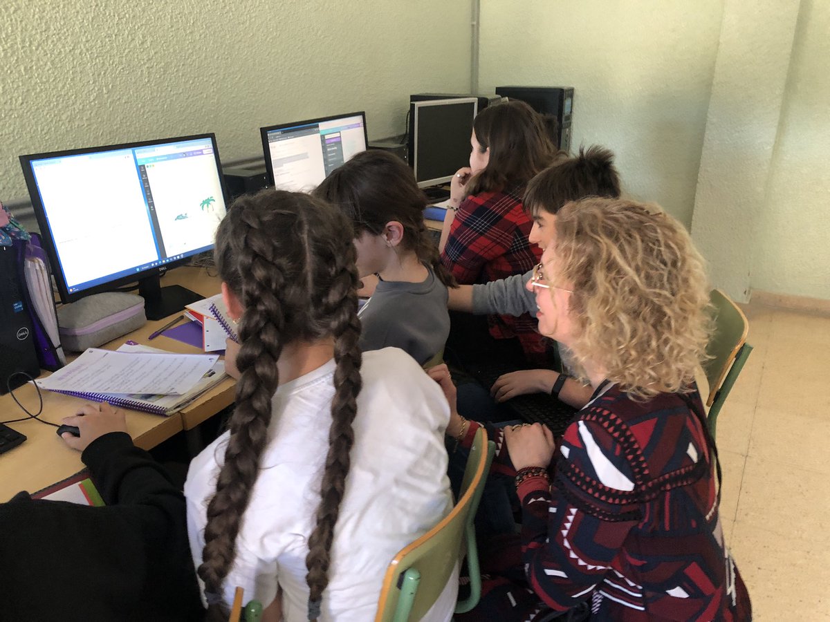 Mónica Arellano tweet media