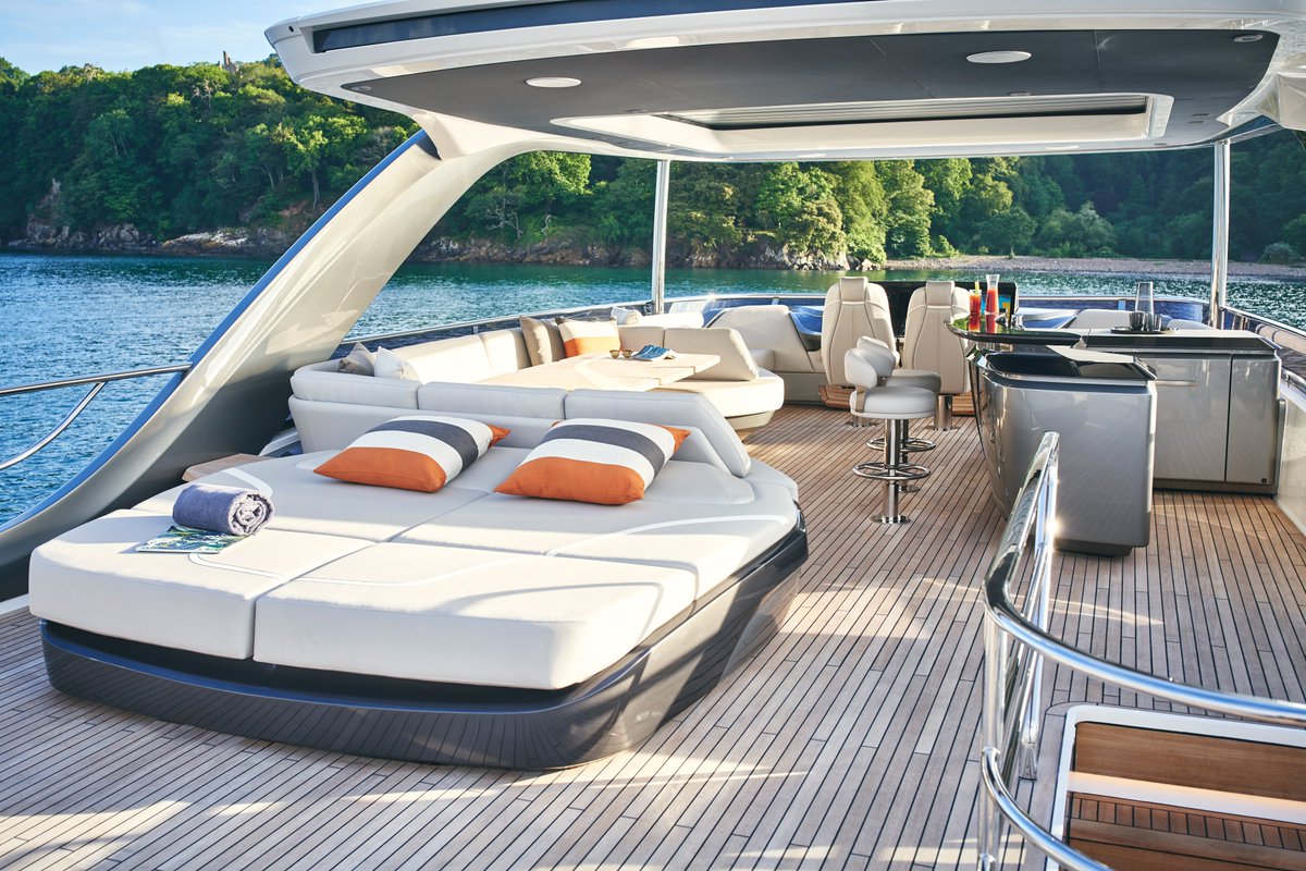WeRecruitMarine's tweet photo. Concierge / Aftersales Advisor role in SOUTHAMPTON. A fast-paced &amp; varied, customer-facing role ensuring customers receive the best customer care with any matters relating to the general repairs or warranty work required on their Yacht. Mon-Fri 7.30am-4.30pm working hours https://t.co/w9ZWtjIlNe
