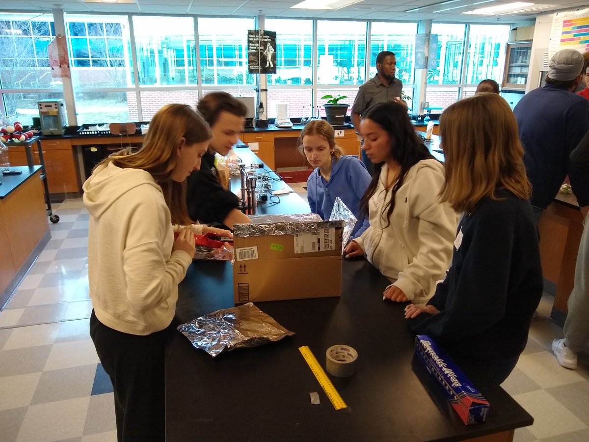rufusXI's tweet photo. Awesome onboarding session with Platt HS Ss and Iwona Gajecki!
Thanks to @kerrymgilmore and Antietie Williams for fostering Flow Chemistry Research at UConn ECE High Schools @BHS_Berlin_CT @uconnece #BerlinPassion #RedcoatPride #BerlinPurpose https://t.co/qO4EbZHqSD