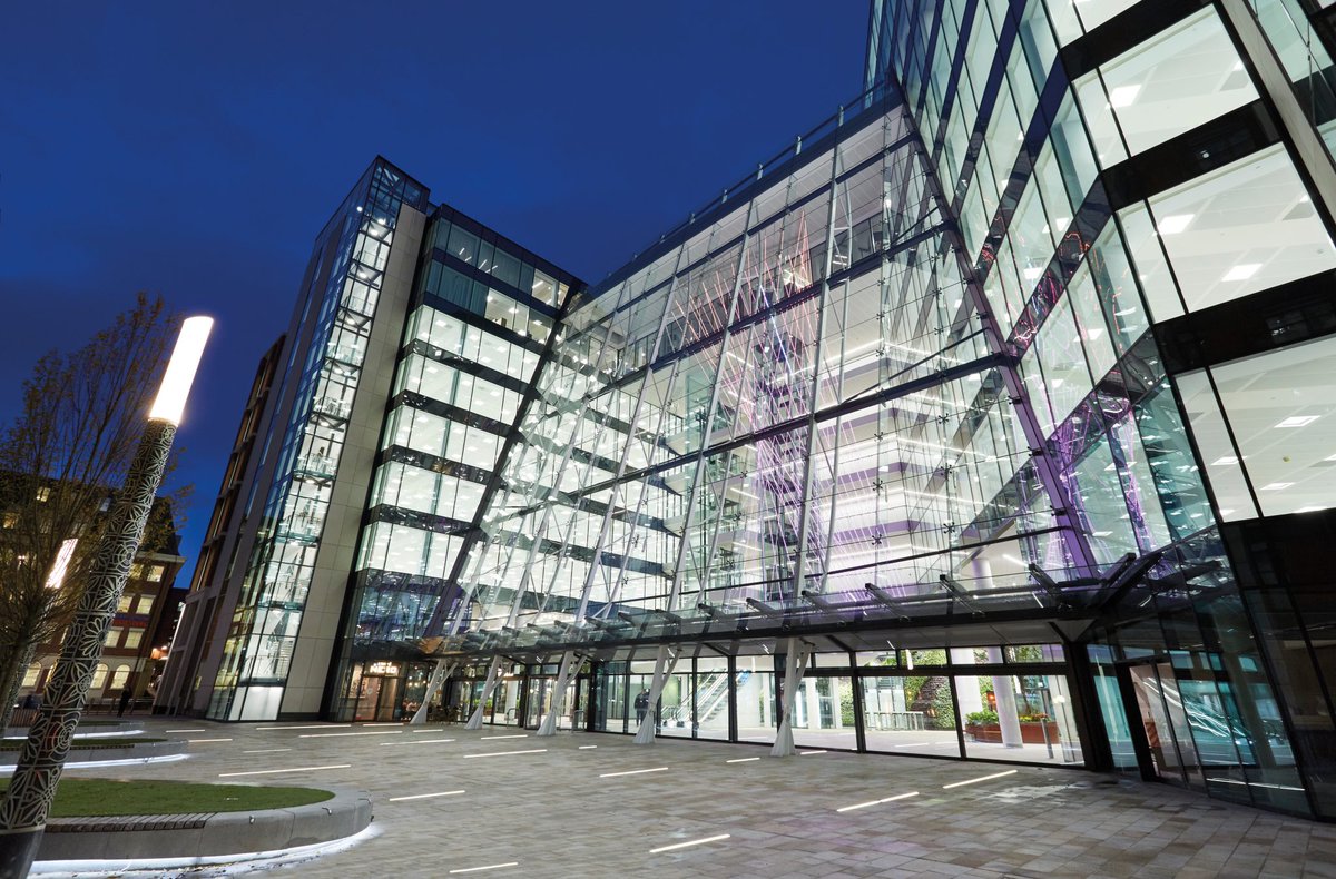 > <a href="/CentralSqLeeds/">Central Square Leeds</a> has won a Gold <a href="/ActiveScore/">ModeScore + ActiveScore</a>

The building is fitted-out to a high standard with EPC A energy efficiency + BREEAM outstanding.

Occupiers have access to 84 secure cycle spaces, 96 lockers and 9 showers – solid facilities for supporting active commuters 🚴‍♀️

#Leeds