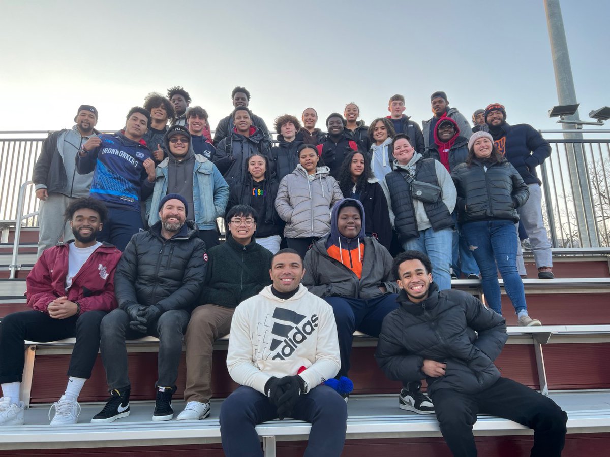 Play Rugby USA (@playrugbyusa) on Twitter photo We had a great time cheering on <a href="/rugbynewyork/">Rugby New York</a> in their home opener this past weekend, along with the most special guest and Play Rugby supporter, <a href="/BryanHabana/">Bryan Habana</a> π€©
Thanks to the Iron Workers for having us out. Can't wait for the next one!
#mlr #youthrugby #rugbyforgood We had a great time cheering on <a href="/rugbynewyork/">Rugby New York</a> in their home opener this past weekend, along with the most special guest and Play Rugby supporter, <a href="/BryanHabana/">Bryan Habana</a> π€©
Thanks to the Iron Workers for having us out. Can't wait for the next one!
#mlr #youthrugby #rugbyforgood