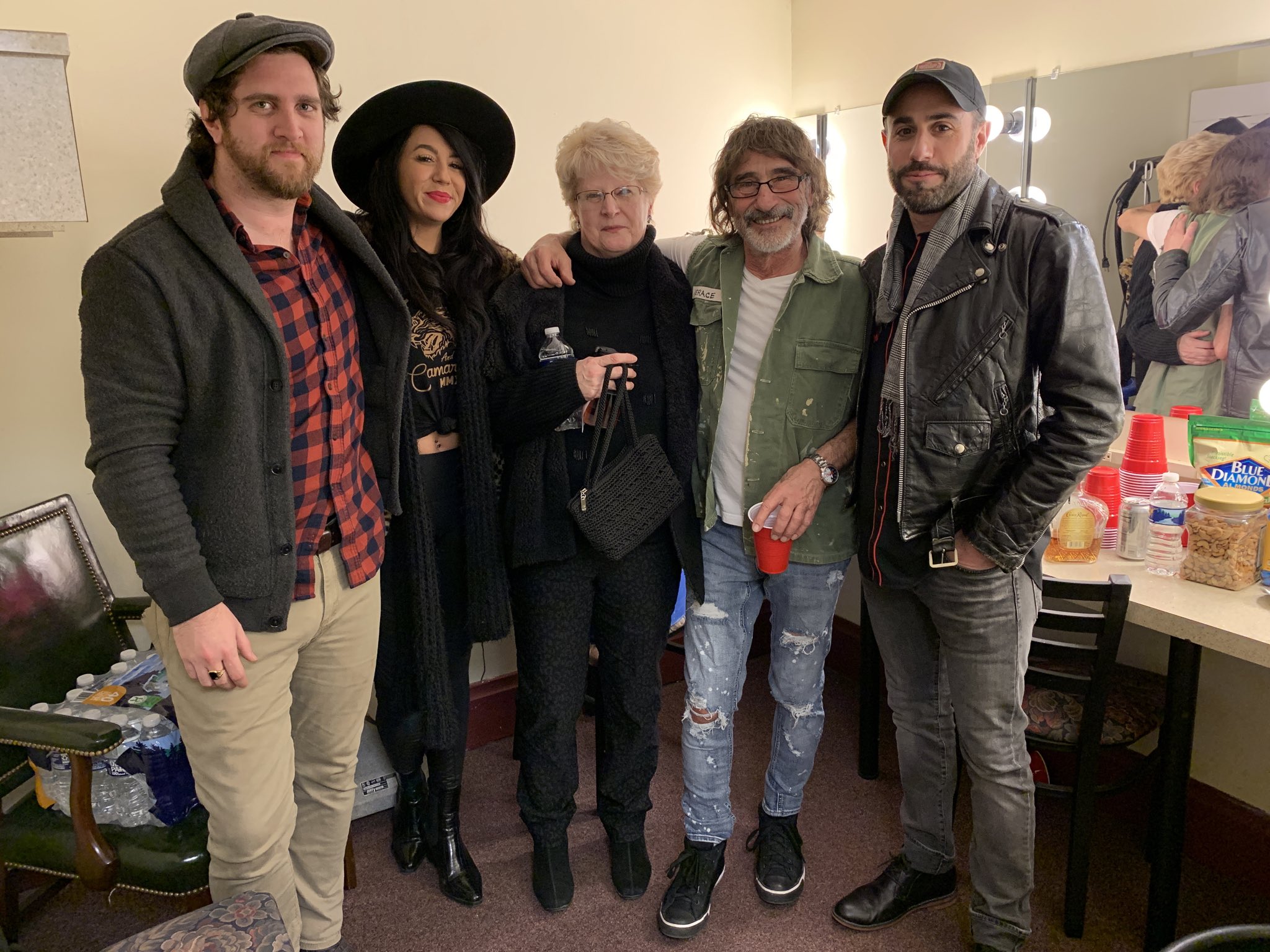 Happy 80th Birthday to Pittsburgh royalty, Donnie Iris! 

Here is King Cool hitting on my mom backstage, ca. 2020. 