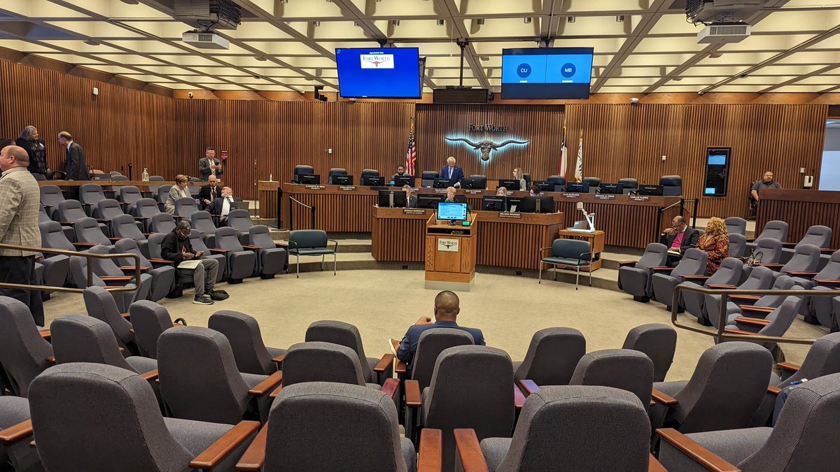HarrisonMantas's tweet photo. In position for @CityofFortWorth council this morning https://t.co/aFqyNVrT3E