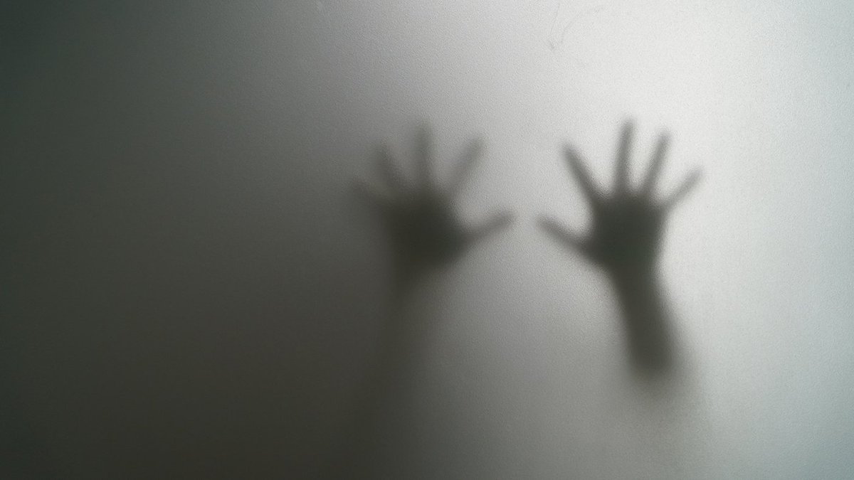 PotAdvisor's tweet photo. At least half of our office loves horror, so we started a series about our favorite horror media to enjoy while partaking in cannabis. Today we start with our top streamable series. #potadvisor #cannabis #horror #cannabiscommunity #cannabisusa
https://t.co/GbEz2aen0s https://t.co/ylneU4BbzH