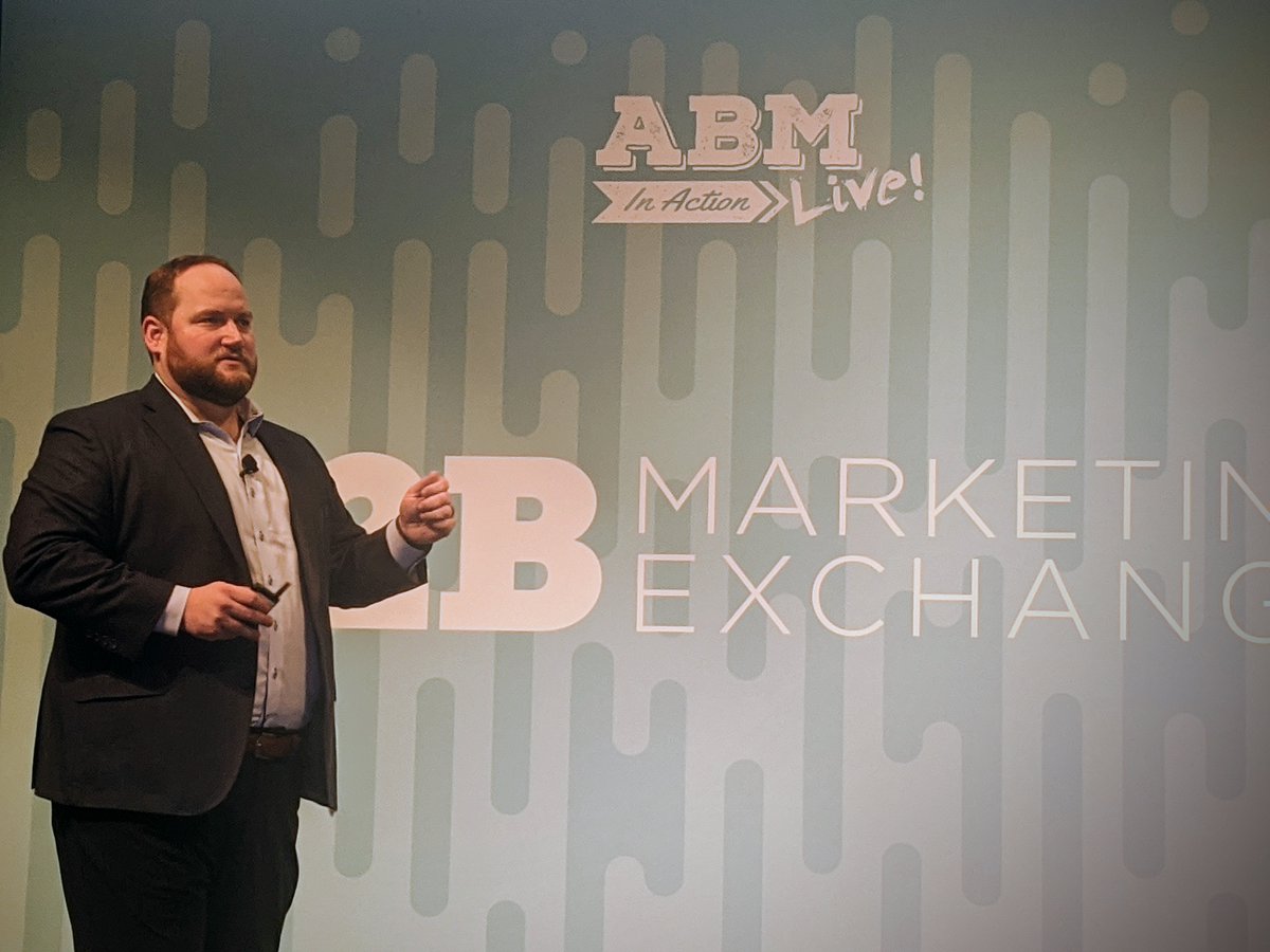 "Fluffy metrics kill #B2B marketers" warns <a href="/jeffmarcoux/">Jeff</a>  in his #B2BMX keynote kickoff