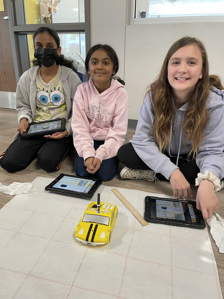 Katie Cassidy tweet media