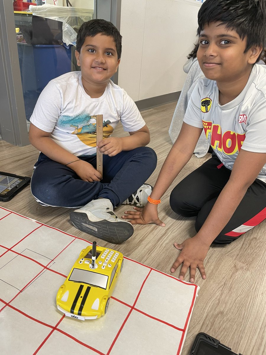 Katie Cassidy tweet media