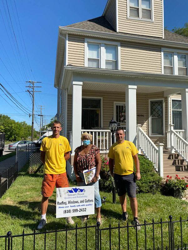 SmartRoofll's tweet image. At Smart Roof, we only use the best quality materials to ensure that your roofing is properly fixed with our roof repairs. Contact us today! 
 
#SmartRoof #RoofRepair bit.ly/3YkBRpt