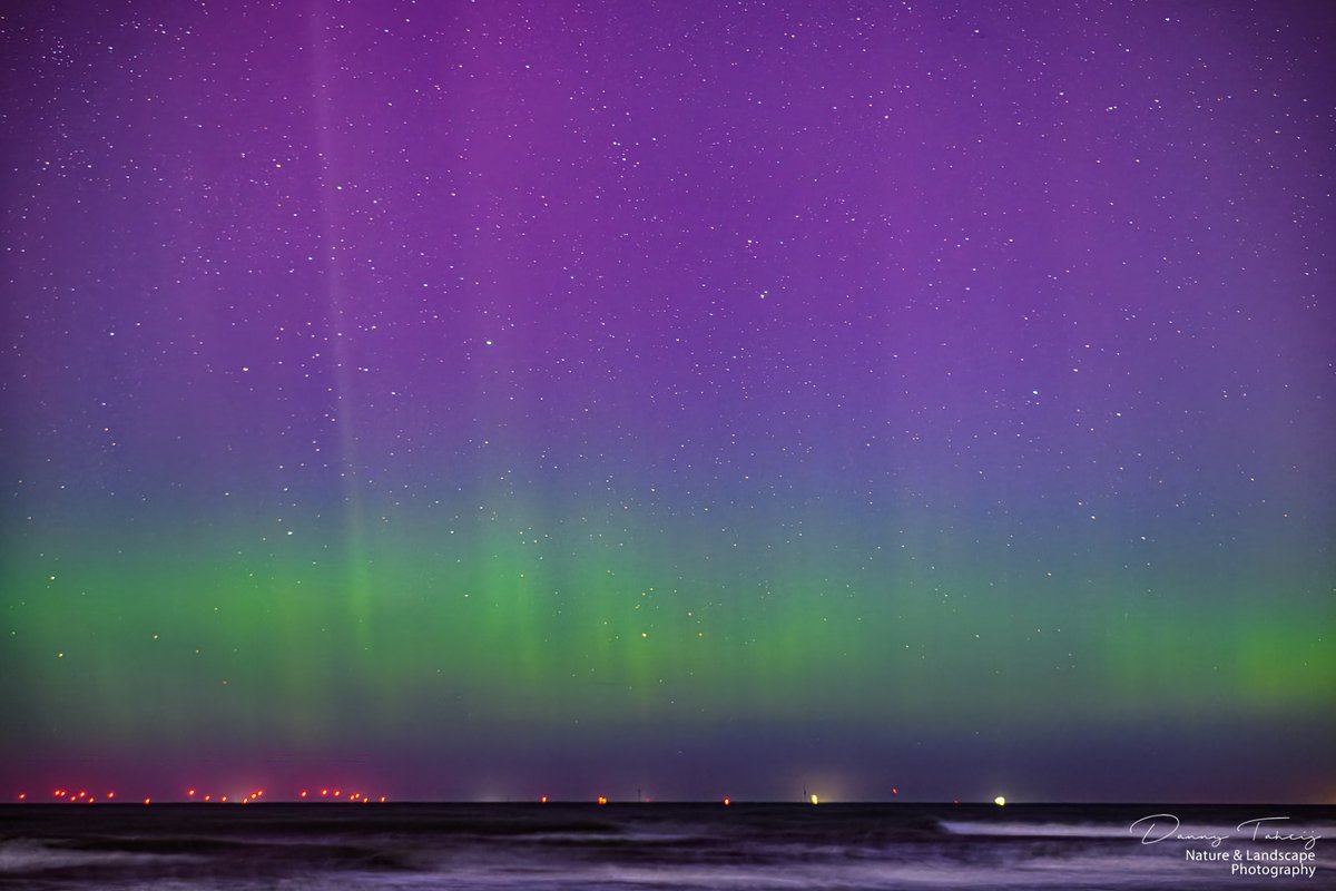 Gisteravond rond 22:00 uur kregen we het Noorderlicht voor geschoteld aan #dezeekust #westland <a href="/IamNikonNL/">Iamnikonnl</a> #noorderlicht <a href="/Bezoek_westland/">Bezoek Westland</a> <a href="/GemWestland/">Gemeente Westland</a> <a href="/NPHollandsduin/">NP Hollandse Duinen</a> <a href="/Duinbehoud/">Stichting Duinbehoud</a> #aurora #nederland #genieten