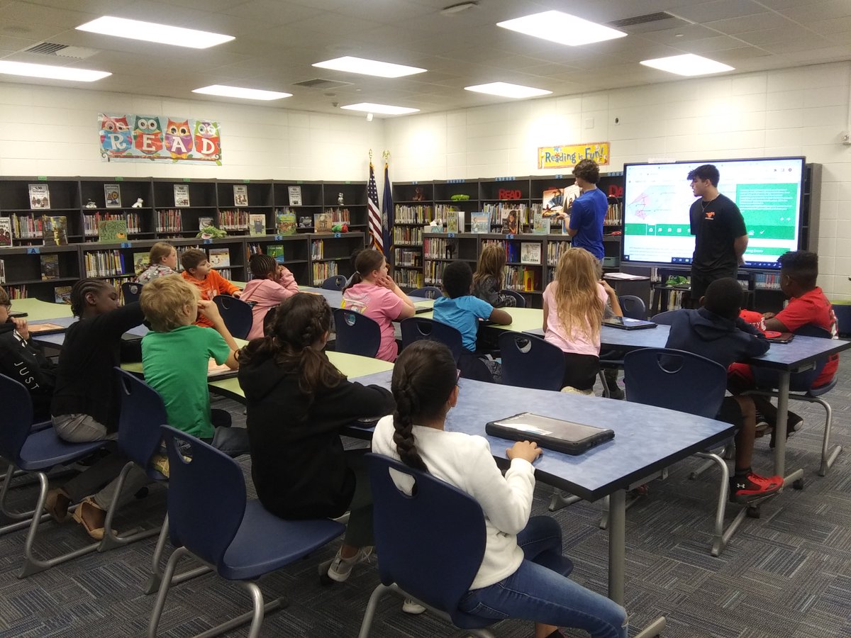 Graniteville Elementary School (@gves_gators) on Twitter photo Thank you <a href="/MidlandValleyHS/">Midland Valley High School</a> for sending the football team to read to our students today!  They were excellent guest readers! Thank you <a href="/MidlandValleyHS/">Midland Valley High School</a> for sending the football team to read to our students today!  They were excellent guest readers!