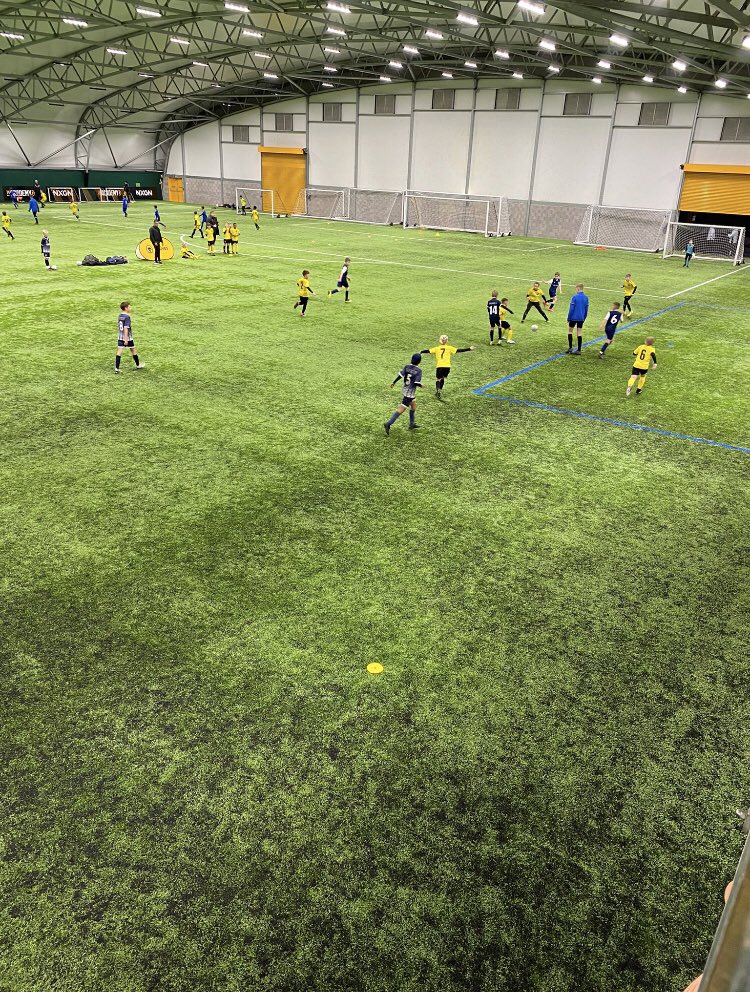 ROFC_YDS's tweet photo. Our U10s in at Wolves last night ! https://t.co/cHSjGwg9qt