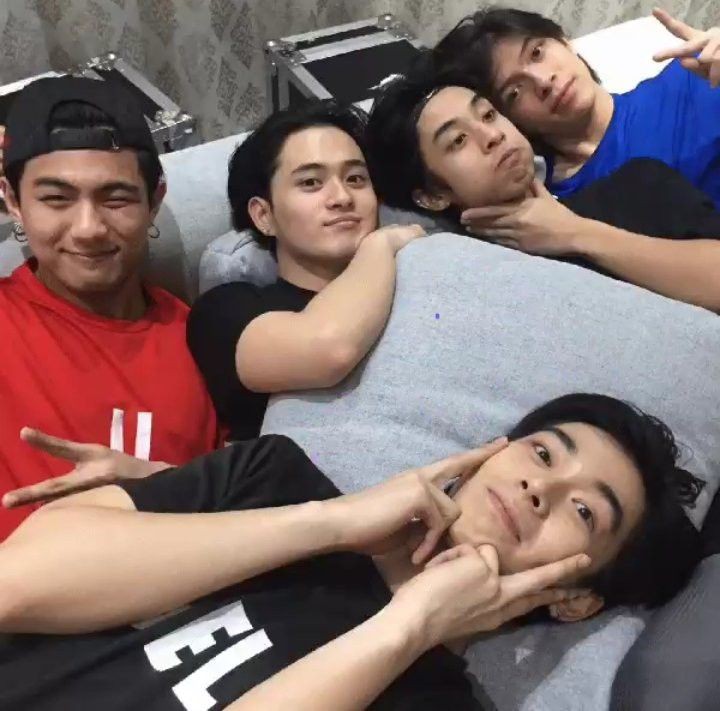 louise_sariba03's tweet image. Happy MotMot day Best Boys! Desurve niyo lahat ng blessings na natatanggap niyo. Wish you all the best in everything!
Labyu pi!🤍

HAPPY 25TH MONTHS BGYO

#ACESelfieDay #ACESelcaDay
#BGYO @bgyo_ph @BGYO_members 

Insert: @BGYO_Gelo