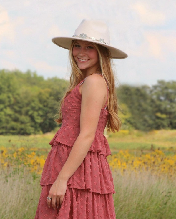 MHS_Monarchs's tweet photo. 👏👏Congratulations to Monarch Senior, Macie Powers!! Macie has committed to The Ohio State University ATI to major in Animal BioScience (Pre-Vet). Awesome job,Macie!! #PTBM @MarysvilleEVSD https://t.co/G0ZylJP5UG