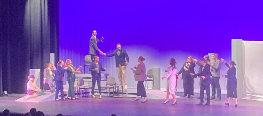 Davenport HS Pack Theatre tweet media