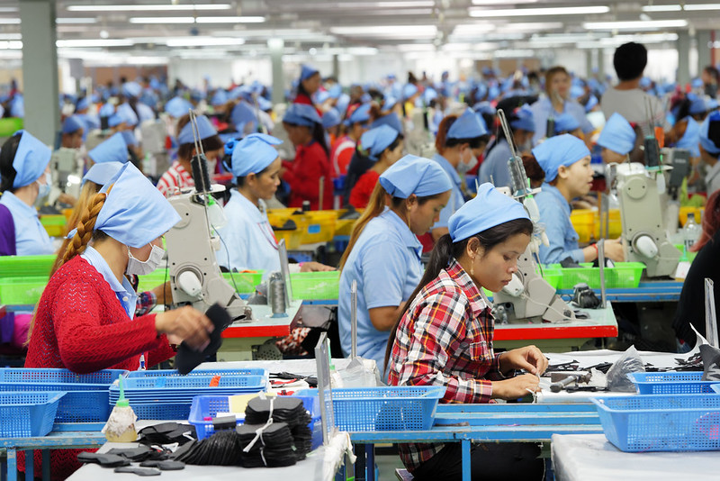 ILO_Research's tweet photo. Low levels of #productivity are making it more difficult for countries and regions to escape from the current mix of social and economic challenges. 

How can productivity be improved?

Check out the latest podcast 
👉 https://t.co/NKPWWIQerC https://t.co/5w64hZmhG3