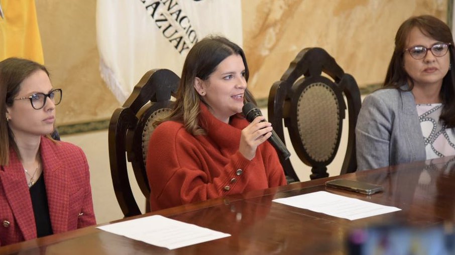 goberazuay's tweet photo. ¡Cicleada benéfica! 🚴‍♀️

Hoy la jefa política, @tefavintimilla, brindó una rueda de prensa junto a @DeporteEc, @Ecuador_calidad y FASEC para informar sobre el pregón de “Luchar sin competir” que se llevará a cabo el 11 de marzo.

✅ Todos las recaudaciones serán donadas a #FASEC. https://t.co/k1agZn1B0P