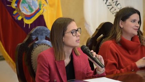 goberazuay's tweet photo. ¡Cicleada benéfica! 🚴‍♀️

Hoy la jefa política, @tefavintimilla, brindó una rueda de prensa junto a @DeporteEc, @Ecuador_calidad y FASEC para informar sobre el pregón de “Luchar sin competir” que se llevará a cabo el 11 de marzo.

✅ Todos las recaudaciones serán donadas a #FASEC. https://t.co/k1agZn1B0P