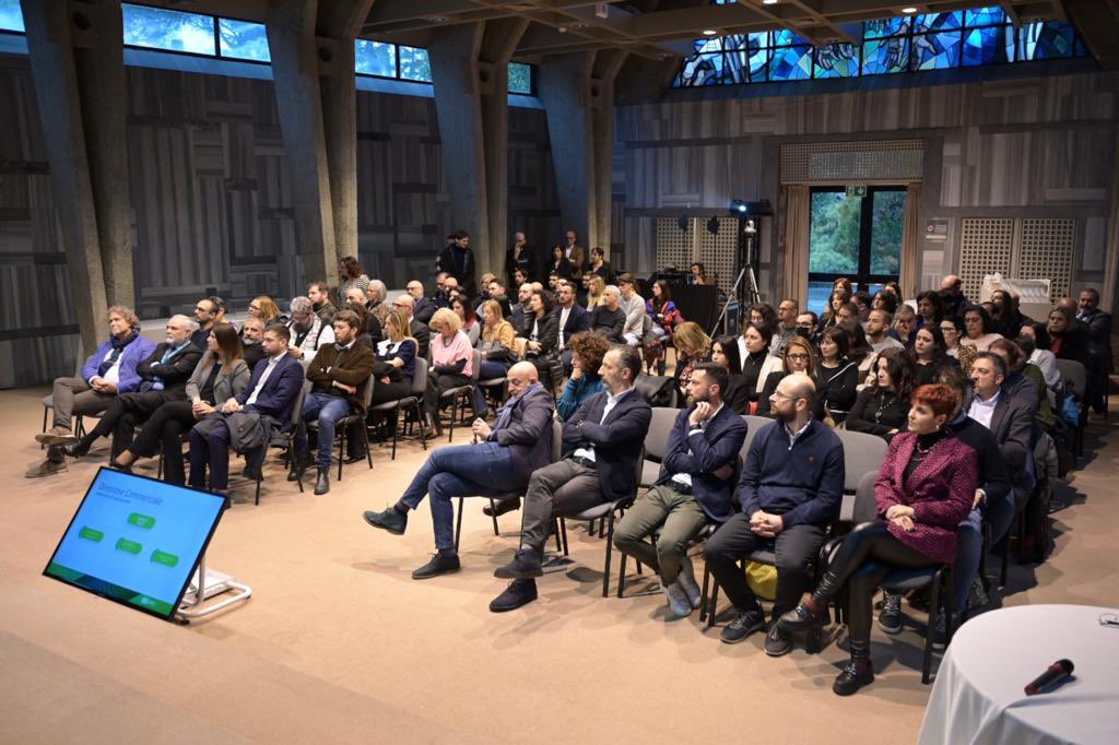 #SMI torna in plenaria con un momento di confronto e dialogo con tutti i dipendenti, aperto dal CEO, Cesare Pizzuto e dal COO, Stefano Tiburzi; nel corso dell’evento hanno preso la parola anche tutte le figure chiave di SMI.

#Plenaria2023 #SMIers #Business #IT #ICT #28febbraio